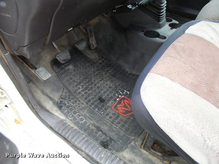 image for item DA2103 1999 Dodge Ram 2500 pickup truck