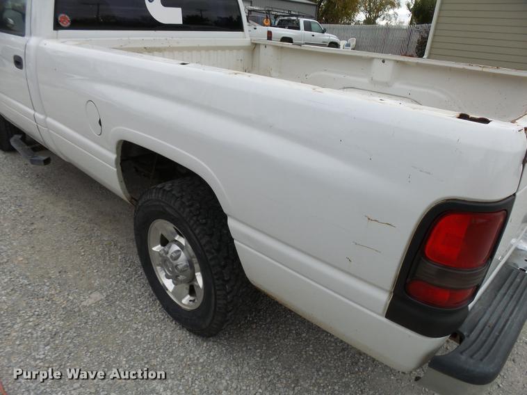 image for item DA2103 1999 Dodge Ram 2500 pickup truck