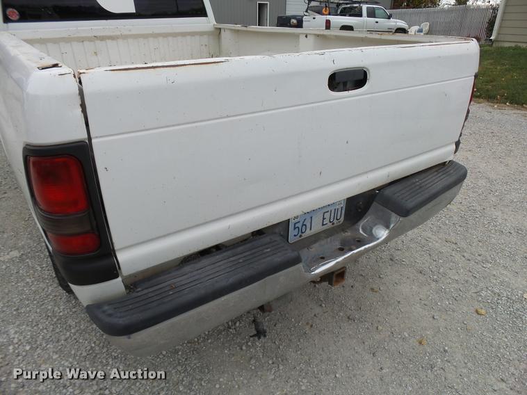 image for item DA2103 1999 Dodge Ram 2500 pickup truck