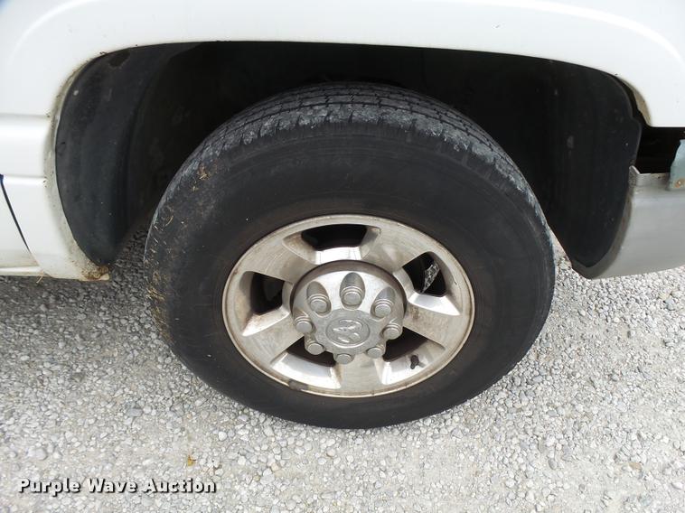 image for item DA2103 1999 Dodge Ram 2500 pickup truck