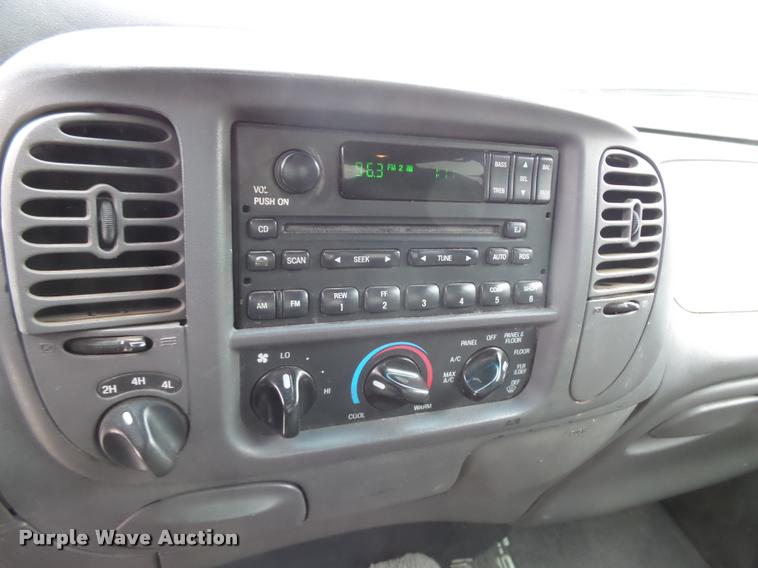 image for item DA2105 2001 Ford F150 SuperCrew pickup truck