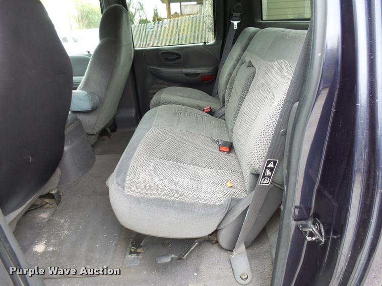 image for item DA2105 2001 Ford F150 SuperCrew pickup truck