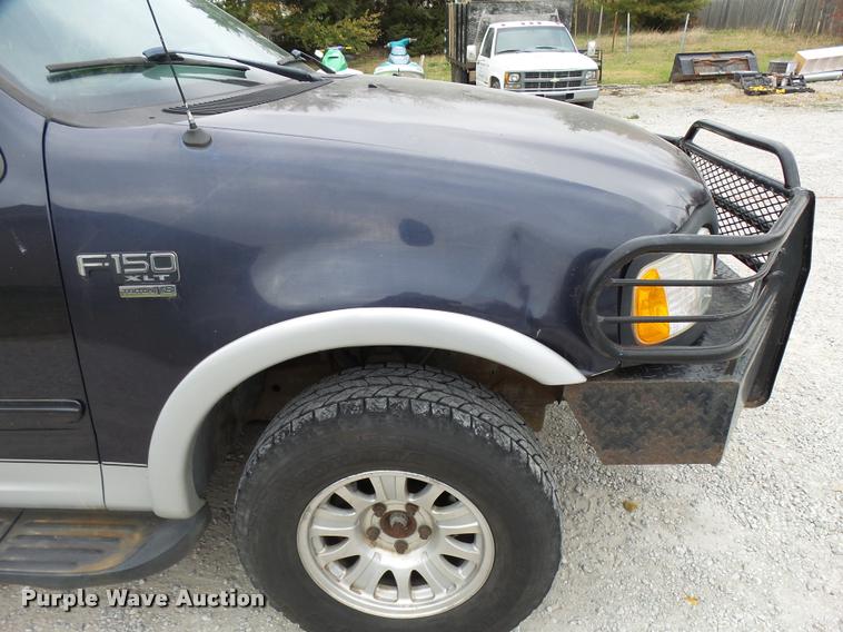 image for item DA2105 2001 Ford F150 SuperCrew pickup truck