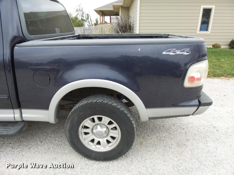 image for item DA2105 2001 Ford F150 SuperCrew pickup truck