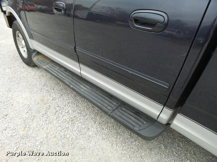 image for item DA2105 2001 Ford F150 SuperCrew pickup truck