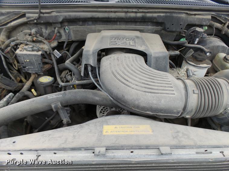 image for item DA2105 2001 Ford F150 SuperCrew pickup truck