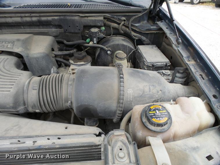 image for item DA2105 2001 Ford F150 SuperCrew pickup truck