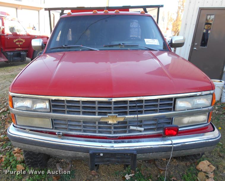 image for item DA2106 1990 Chevrolet 3500 brush fire truck
