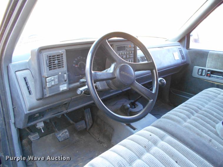 image for item DA2106 1990 Chevrolet 3500 brush fire truck