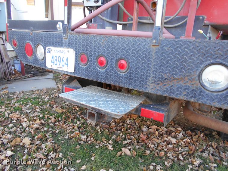 image for item DA2106 1990 Chevrolet 3500 brush fire truck