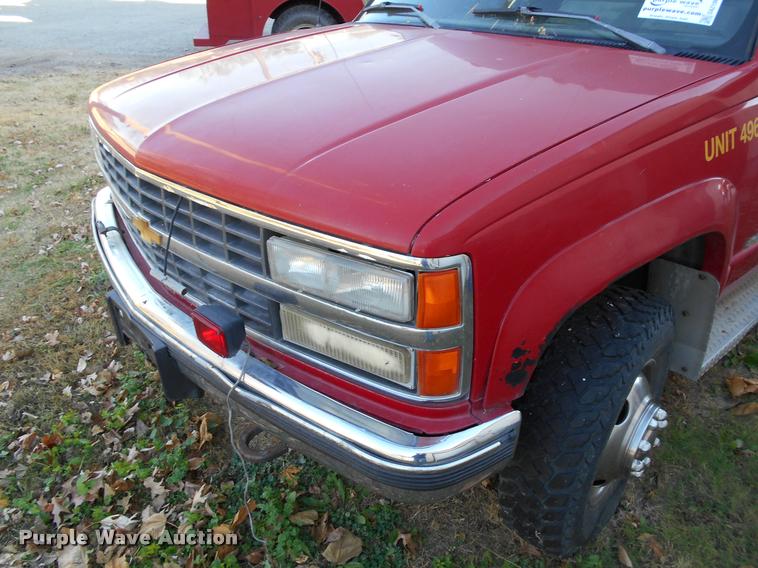 image for item DA2106 1990 Chevrolet 3500 brush fire truck