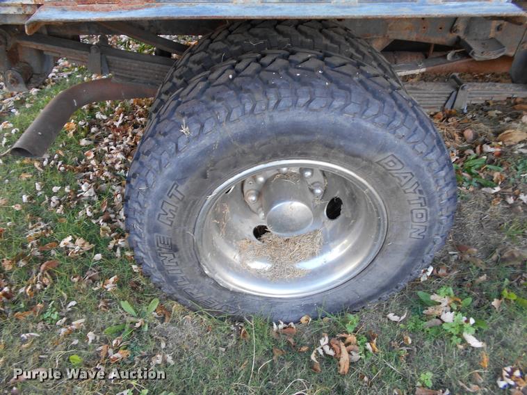 image for item DA2106 1990 Chevrolet 3500 brush fire truck