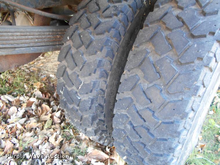 image for item DA2106 1990 Chevrolet 3500 brush fire truck