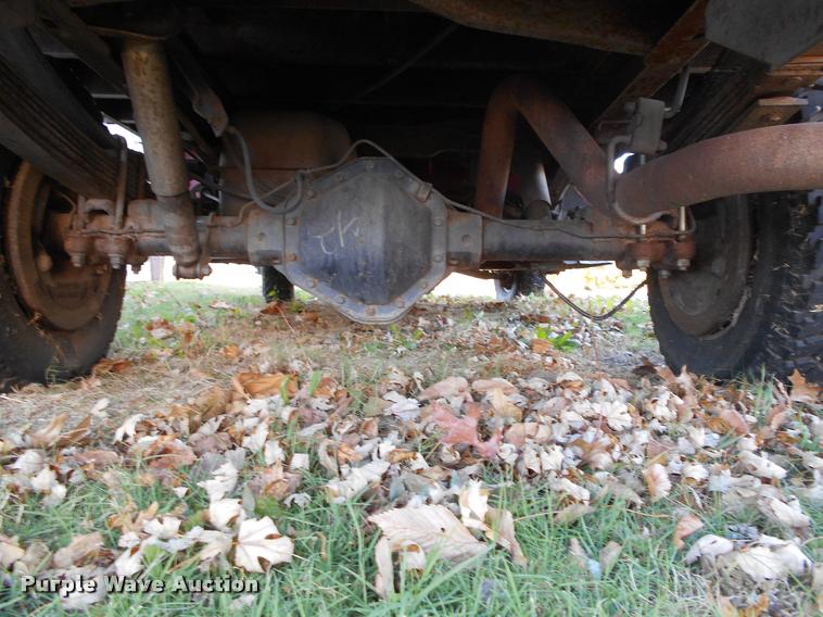 image for item DA2106 1990 Chevrolet 3500 brush fire truck