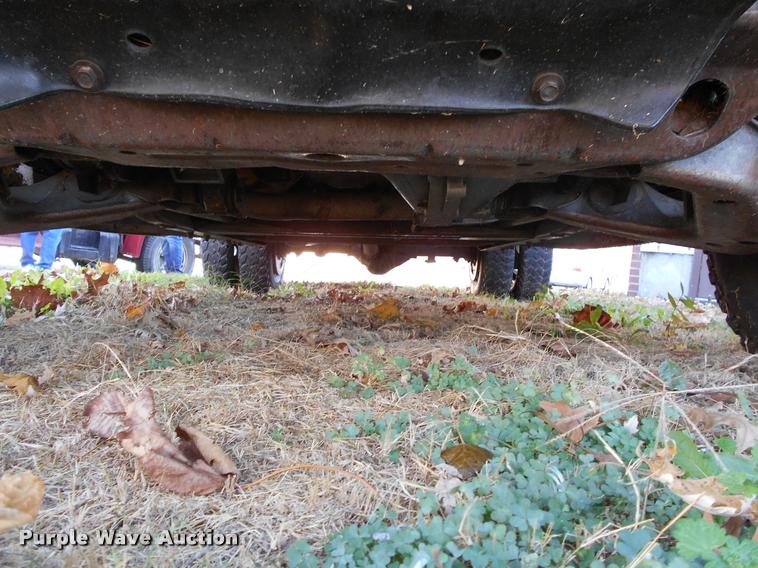 image for item DA2106 1990 Chevrolet 3500 brush fire truck