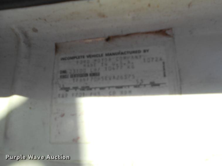 image for item DA2107 1984 Ford F700 brush fire truck