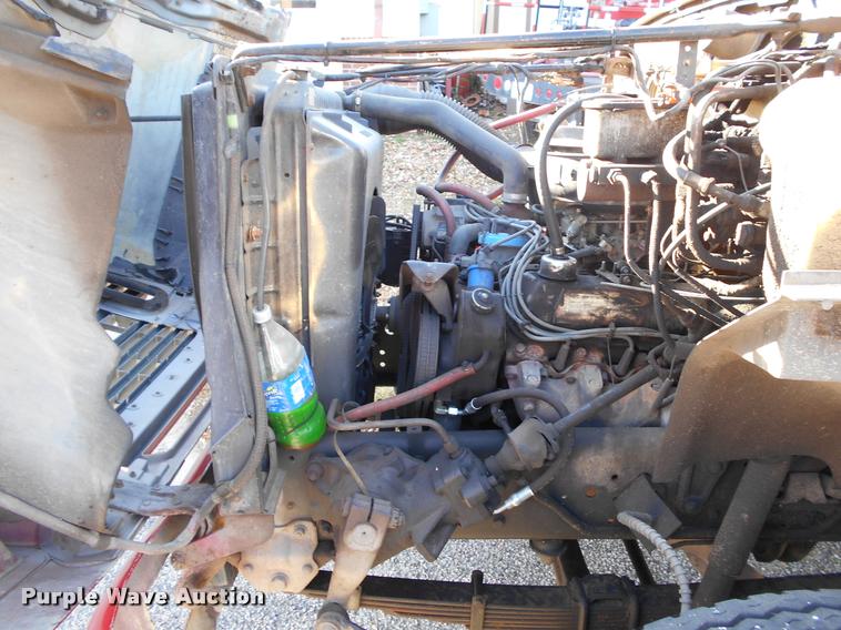 image for item DA2107 1984 Ford F700 brush fire truck