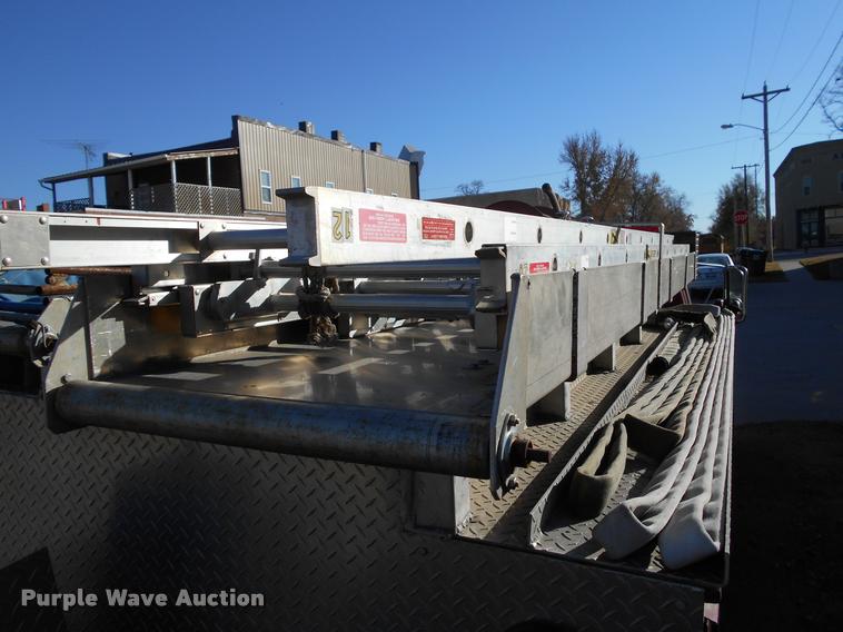 image for item DA2107 1984 Ford F700 brush fire truck