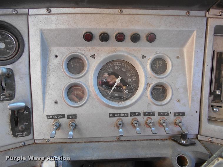 image for item DA2108 1973 Ford 900 tank truck