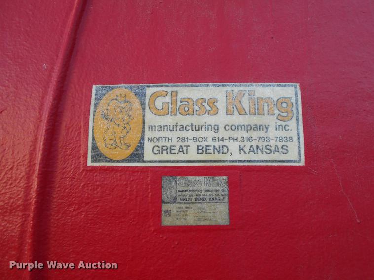 image for item DA2108 1973 Ford 900 tank truck