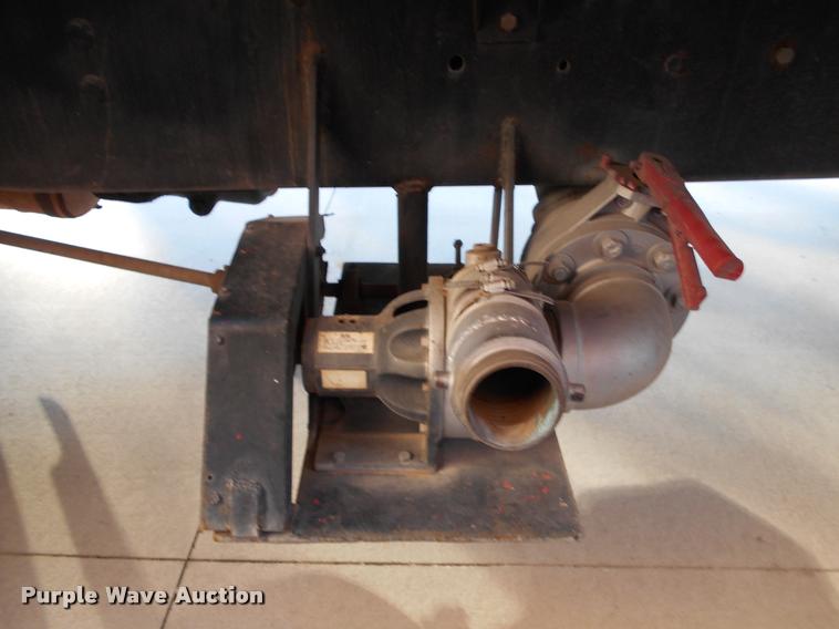 image for item DA2108 1973 Ford 900 tank truck