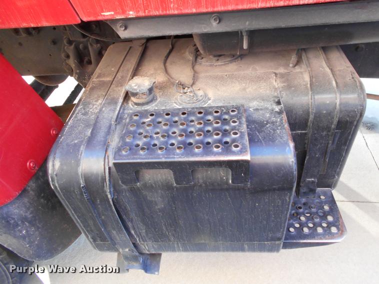 image for item DA2108 1973 Ford 900 tank truck