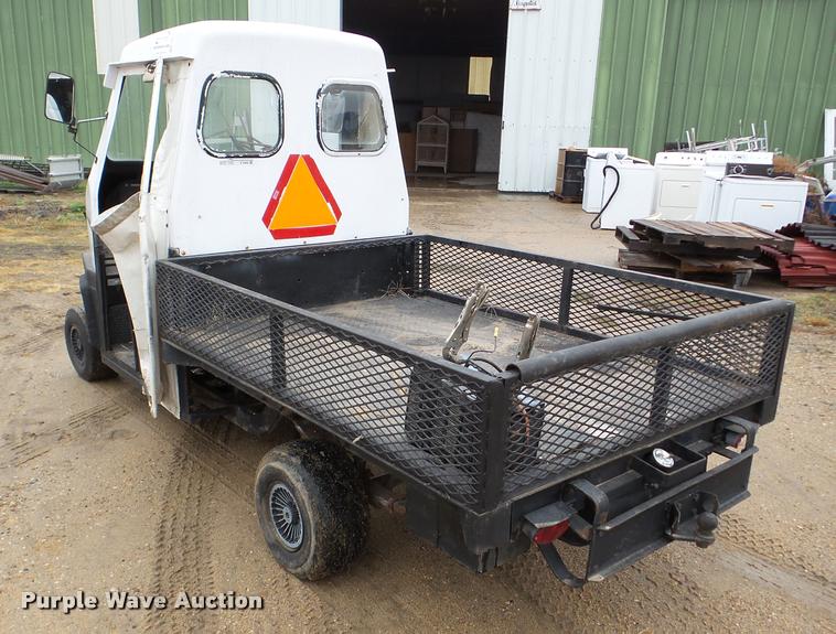 image for item DA2981 1989 Cushman utility vehicle
