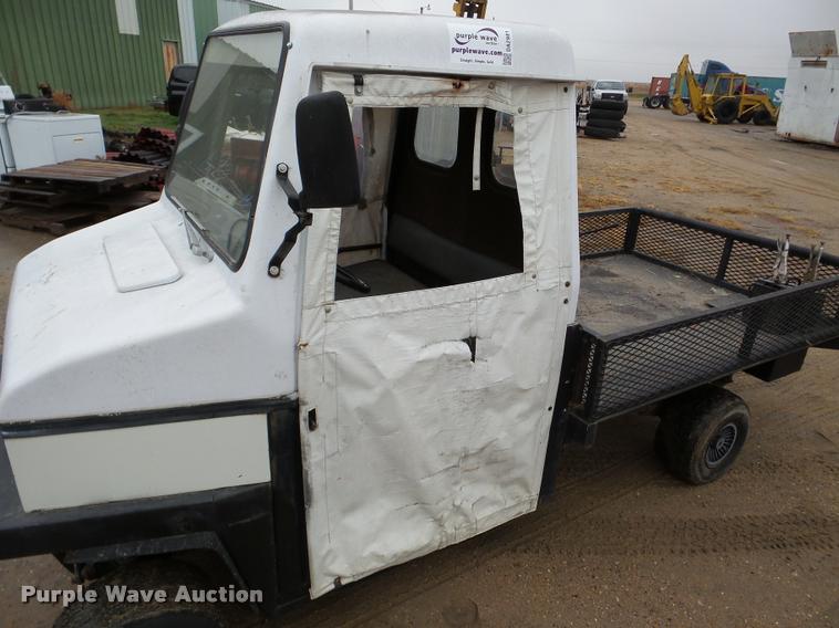 image for item DA2981 1989 Cushman utility vehicle