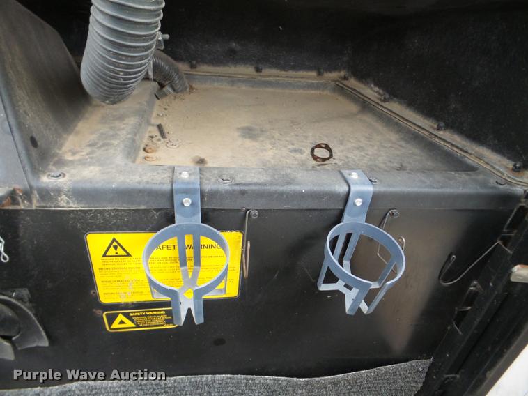 image for item DA2981 1989 Cushman utility vehicle