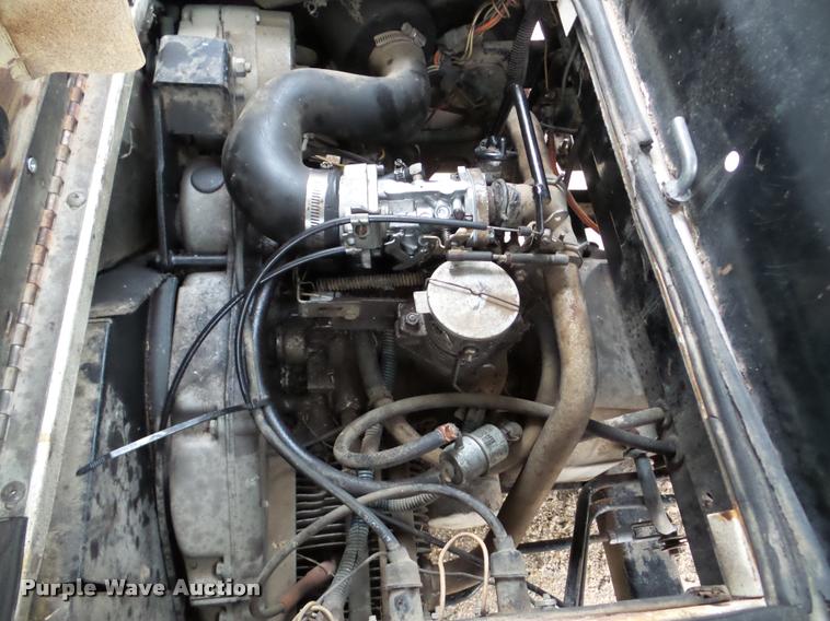 image for item DA2981 1989 Cushman utility vehicle