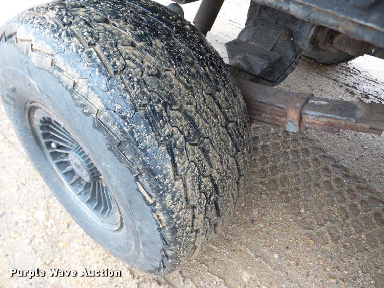 image for item DA2981 1989 Cushman utility vehicle