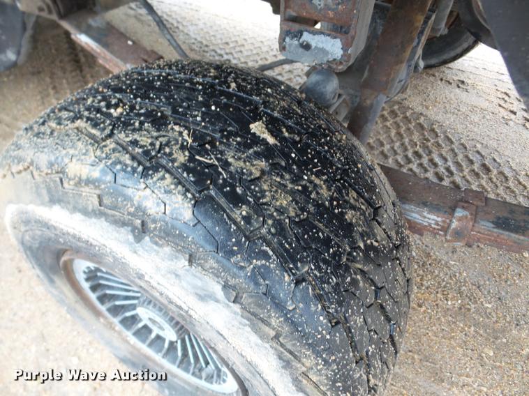 image for item DA2981 1989 Cushman utility vehicle