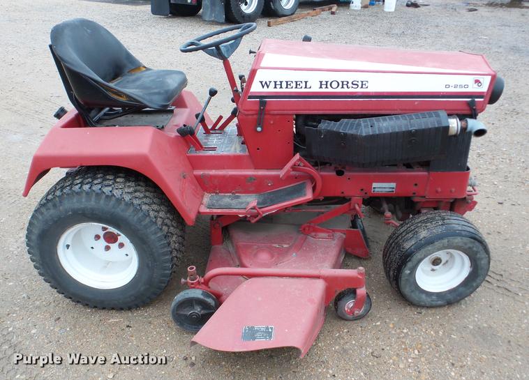 image for item DA2983 Wheel Horse D-250 lawn mower