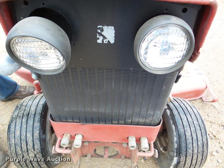 image for item DA2983 Wheel Horse D-250 lawn mower