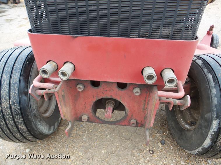 image for item DA2983 Wheel Horse D-250 lawn mower