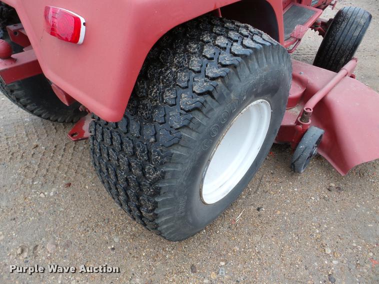 image for item DA2983 Wheel Horse D-250 lawn mower