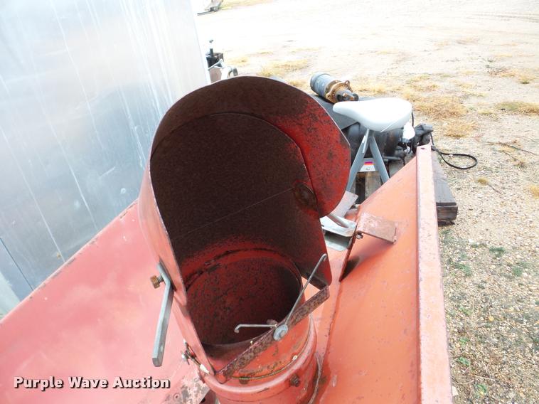 image for item DA2983 Wheel Horse D-250 lawn mower