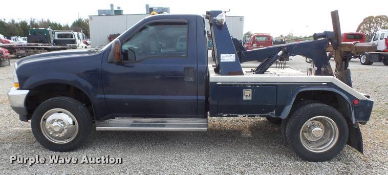 image for item DA3800 2003 Ford F450 Super Duty tow truck
