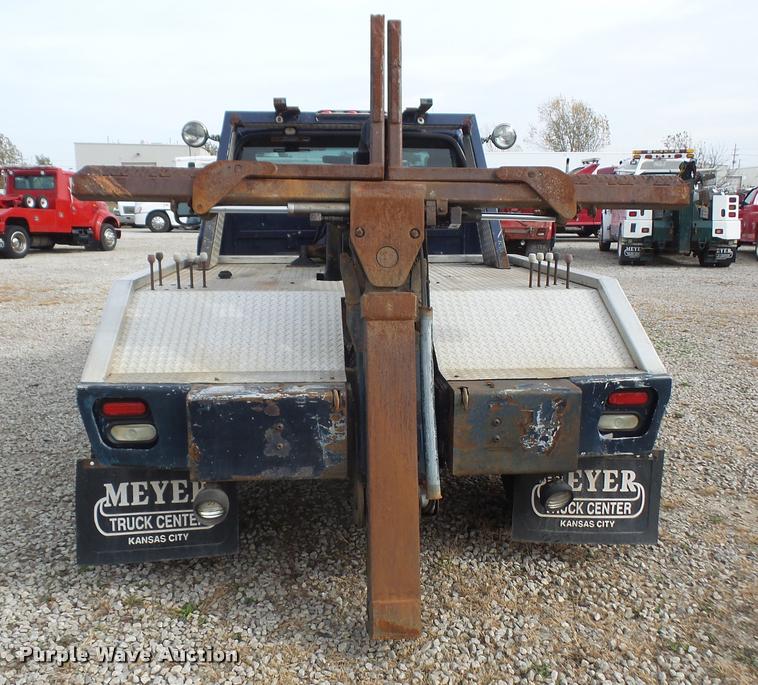 image for item DA3800 2003 Ford F450 Super Duty tow truck