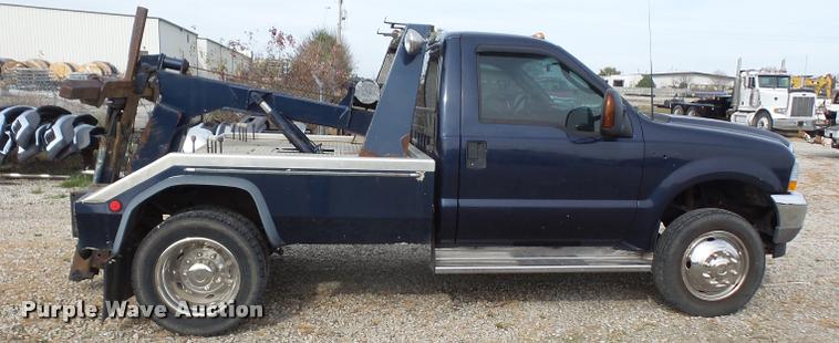 image for item DA3800 2003 Ford F450 Super Duty tow truck