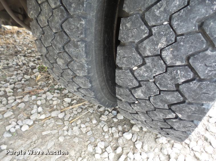 image for item DA3800 2003 Ford F450 Super Duty tow truck