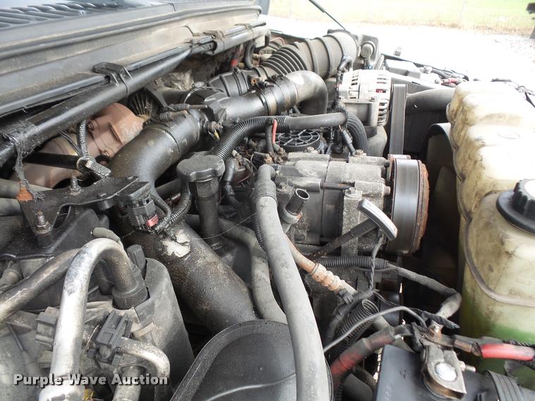 image for item DA3801 2003 Ford F450 Super Duty SuperCab truck cab and chassis