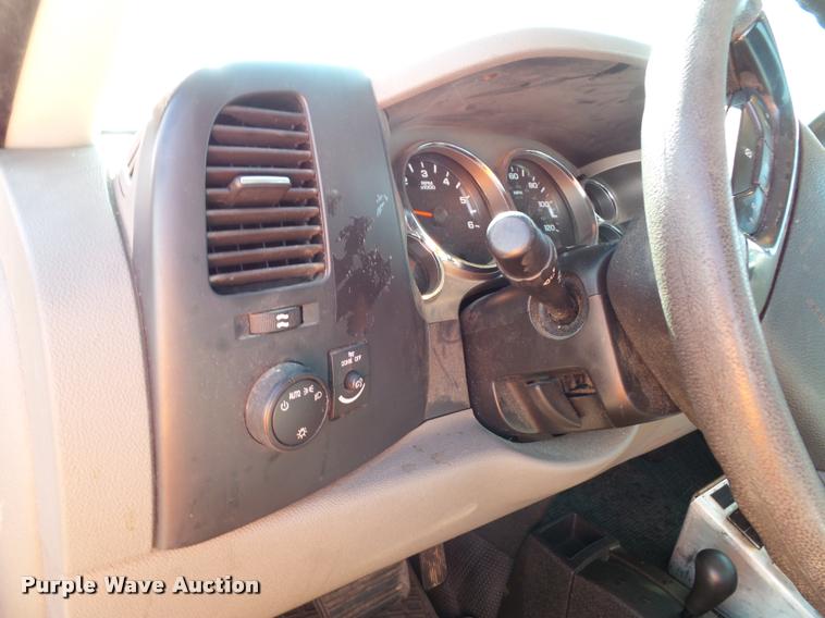 image for item DA3815 2008 Chevrolet Silverado 3500HD utility truck
