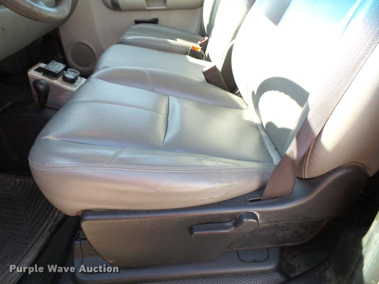 image for item DA3815 2008 Chevrolet Silverado 3500HD utility truck