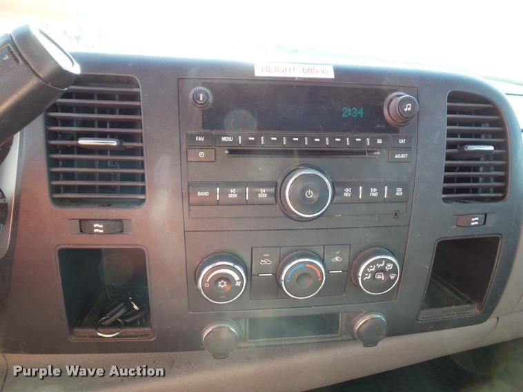 image for item DA3815 2008 Chevrolet Silverado 3500HD utility truck