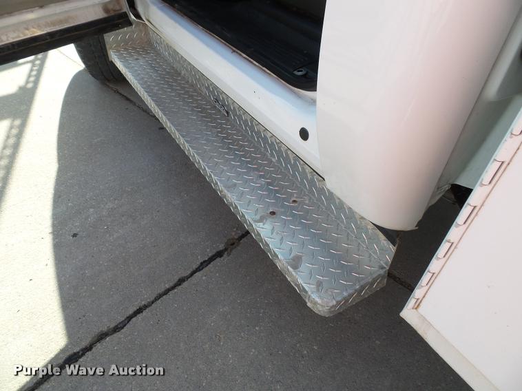 image for item DA3815 2008 Chevrolet Silverado 3500HD utility truck