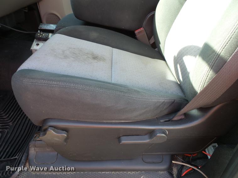 image for item DA3820 2008 Chevrolet Silverado 3500HD utility truck