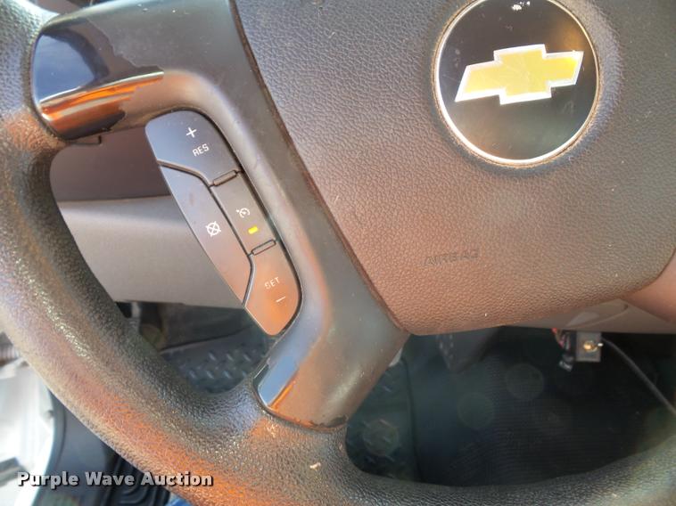 image for item DA3820 2008 Chevrolet Silverado 3500HD utility truck