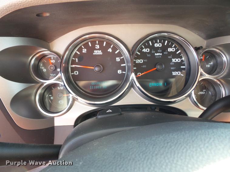 image for item DA3820 2008 Chevrolet Silverado 3500HD utility truck