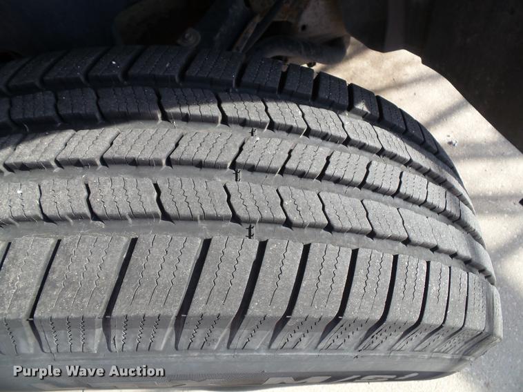 image for item DA3820 2008 Chevrolet Silverado 3500HD utility truck